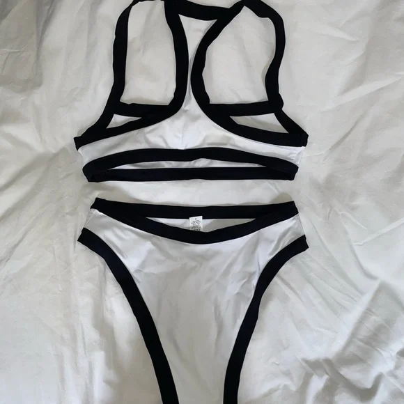 Tropic of C Volley Set - Picture 7 of 7